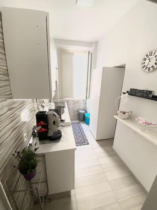 Sostaoplontina Casa Vacanza Torre Annunziata Buitenkant foto